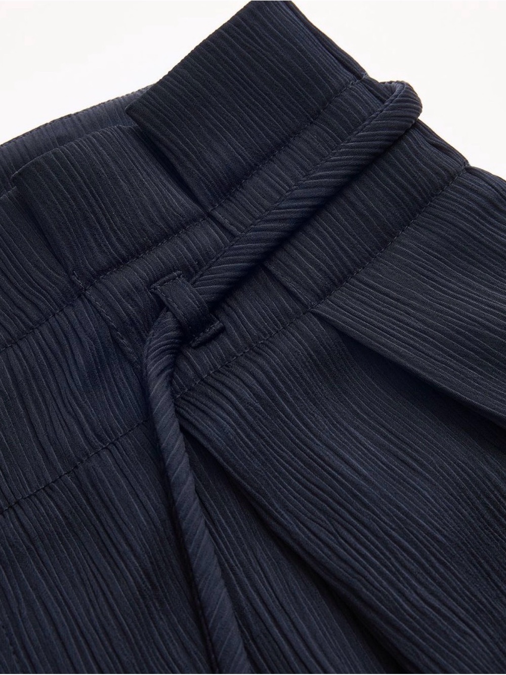 Commense Paperbag Waist Wide Leg Pants(XS) & Satin Draped High Neck Top (S) - Picture 4 of 10